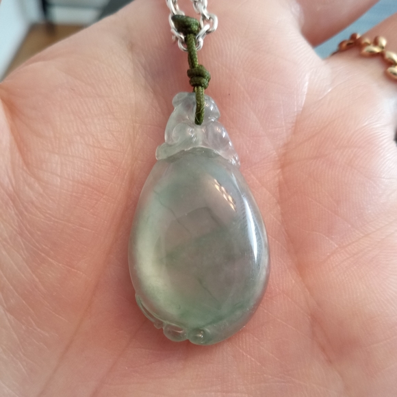 Certified Burmese Jadeite Jade Melon Pendant - Picture 8 of 8